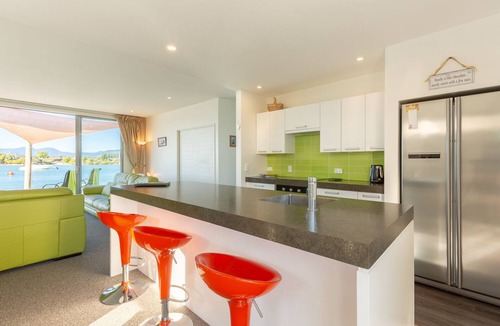 Mapua Apartment | No1, Water front relaxation