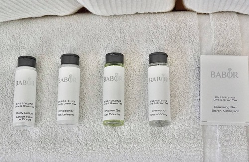 Harcourt Resort | Nomi - 304 King Suite