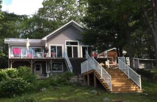 Havelock-Belmont-Methuen House | North Kawartha Lakeside Retreat