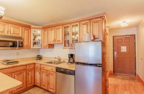Biwabik Apartment | North Ridge Mountainside Condo