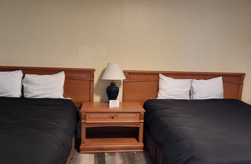 Algoma District Hotel | North Shore Wayside Inn