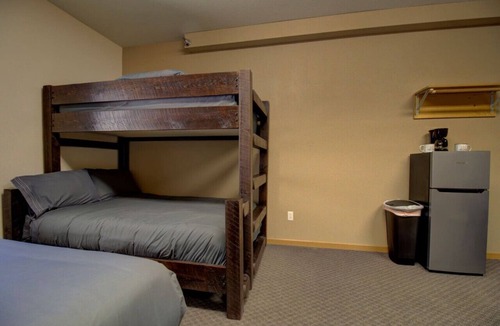 Clitherall House | Northern Loon VII | Escape to a Studio-Styled Hideaway| Nature & Lake | Legacy Lakeside Resort