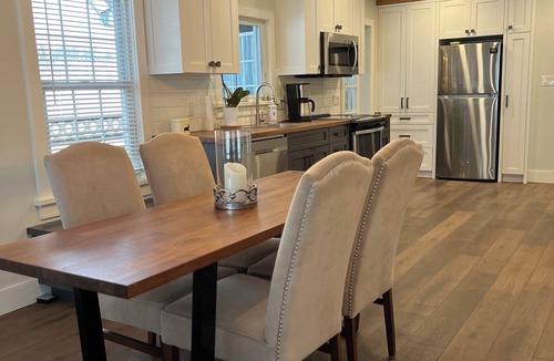 Quinte West House | Oak Lake Home with Private Dock and Water Access