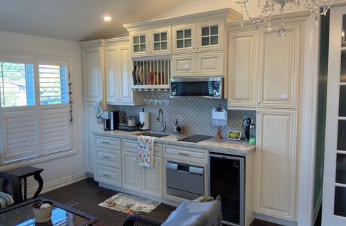 Niagara-on-the-Lake Apartment | Oasis amidst the wineries! Loftn