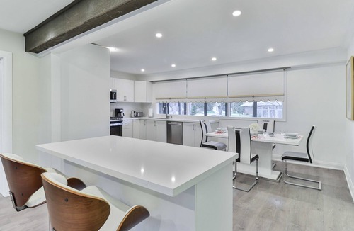 Bayview Village House | Oasis on a Ravine Forest with Yoga Room