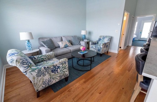 Cape May Hotel | Oceanfront Escape | Two Spacious Suites, Pool, Sauna & Stunning Views