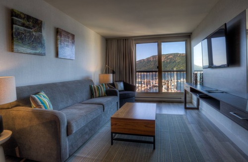 Cowichan Bay Hotel | Oceanfront Suites at Cowichan Bay
