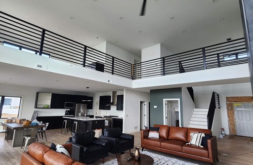 Alexandria House | On Lake Time!nStunning Modern Lakefront 5 BR/4 BA on Maple Lake ~ Sleeps 12+