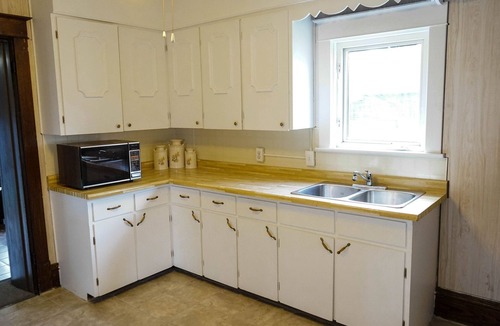 Chippawa House | One mile from the Brink of Niagara Falls