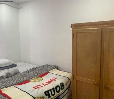 Sandy Hill Apartment | Only Private Room Steps To University Of Ottawa Downtown Not Full apt