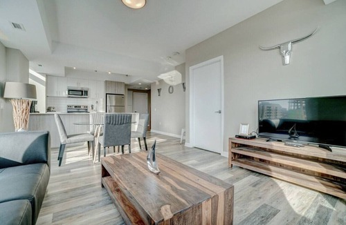 Ottawa Division Apartment | Ottawa - Wellington 2BB