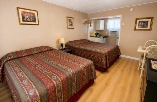 Chase Hotel | Overlander Motel