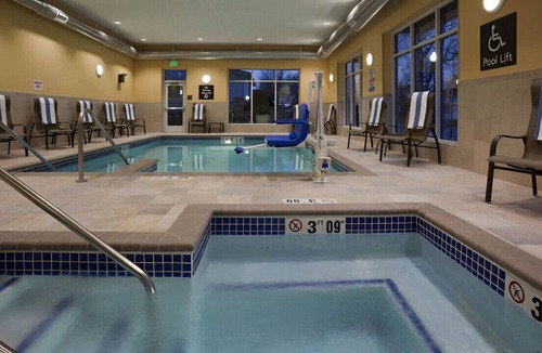 Kutzky Park House | Pampering Retreat near Quarry Hill Nature Center