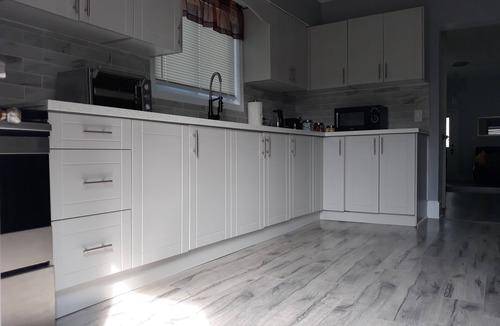 Walkerville House | Paradise Home - Your Home Away From Home
