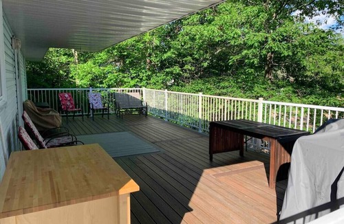 Golden Lake Cottage | Paradise on Golden Lake