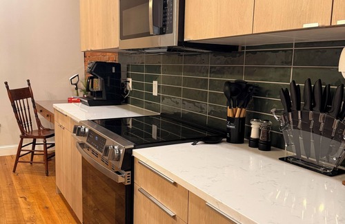 Faribault Apartment | Paradise Perch-Cozy 1-bedroom apartment in downtown Faribault with Arcades.