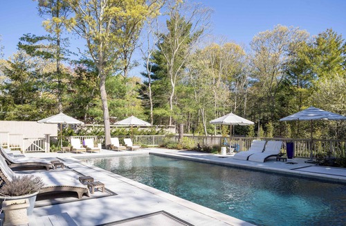 Wainscott House | Pathside Cove by Rove Travel | Villa w/Outdoor Spaces