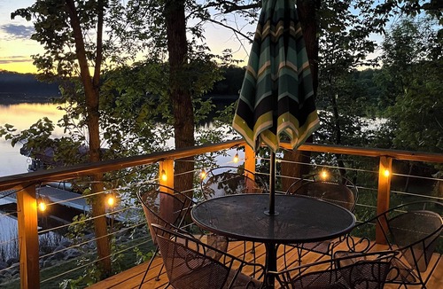 Brandon Cabin | Peaceful 3-bedroom cabin on a serene, secluded lake with kayaks and a canoe