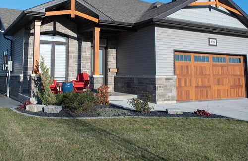 Chatham-Kent House | Peaceful 3 Bedroom Home w/ Hot Tub + Games Room