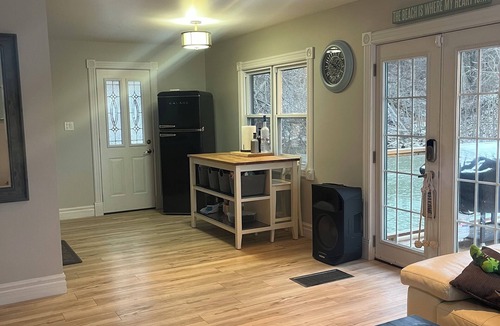 Malahide Cottage | Peaceful Cottage Retreat in Port Bruce