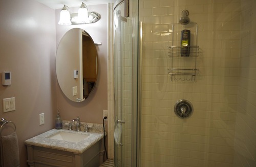 Erin House | Peaceful Country House