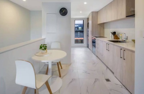 Lower Hutt Apartment | Peaceful Hideaway: Studio in Macky