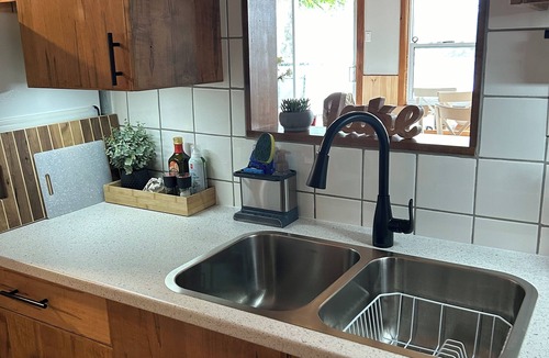 Unorganized Centre Parry Sound Cottage | Peaceful Lakefront Cottage on Harris Lake
