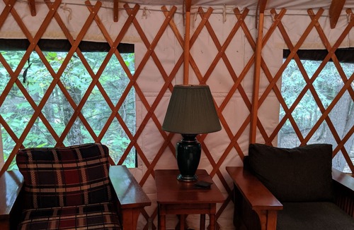 McNab/Braeside Cottage | Peaceful Luxury Yurt on the river.