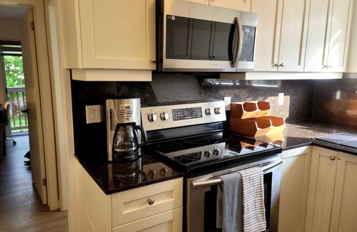 Newmarket House | Peaceful, relaxing 3-bedroom house with 2 cars indoor separate garage.