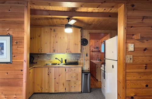 Whitewater Region Cottage | Peaceful Waterfront Cottage on Ottawa River – Nature Lover’s Retreat!