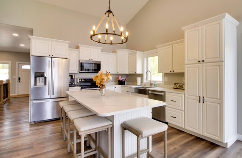 Detroit Lakes Cottage | Pearl Lake Retreat w/Dock & Stunning Views!
