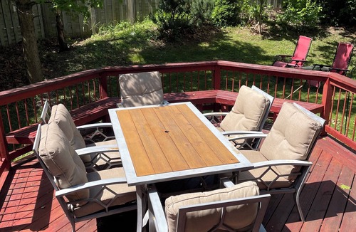 Windsor House | Perfect 3 bedroom house in prime location of South Windsor. max 6 guests