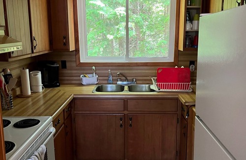 North Kawartha Cottage | Perfect Cottage for Extended Family/Friends