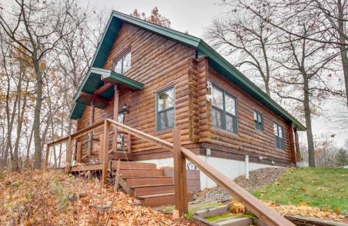 Garrison House | Pet-Friendly Garrison Retreat