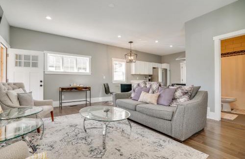 Southwest Minneapolis House | Pet-Friendly Minneapolis Home about 6 Mi to Dtwn!