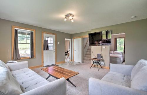 Houston County House | Pet-Friendly Spring Grove Home with Serene Yard!
