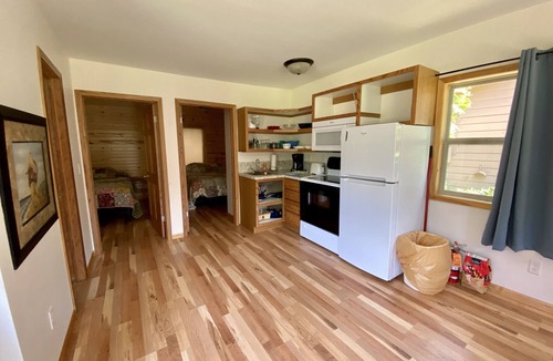 Glenwood Hotel | Peters Sunset Beach Resort