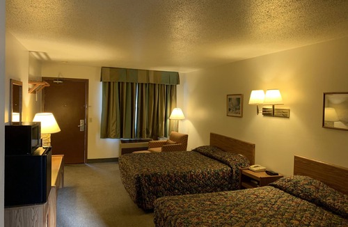 Pine River Hotel | Pine River Inn