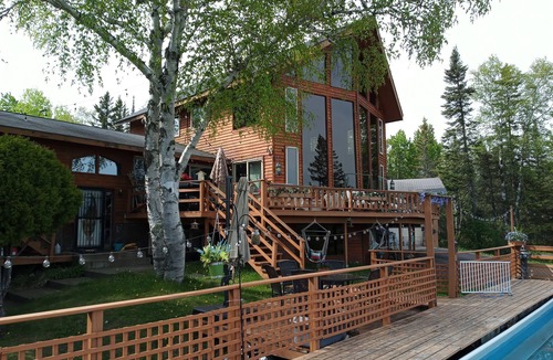Palmers House | PJ's Oasis.country home.Lake Superior view.star filled sky!