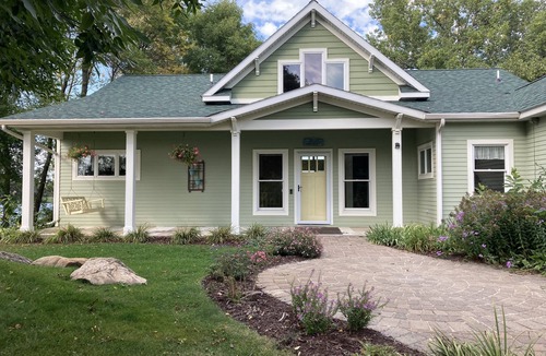 Lowry House | Pocket Lake Beauty
