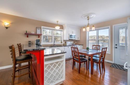 Bancroft House | Point Of View I 55 SmartTV I Riverside I Sleeps 5