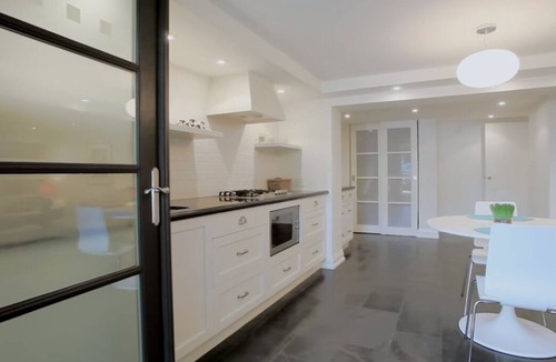 Mineola Apartment | Port Credit - Mineola Cottage