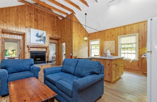 Lake of Bays Resort | Port Cunnington Lodge