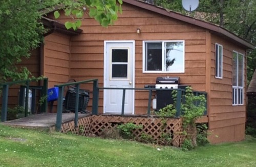 Kenora Cabin | Portage Lodge - Cabin #11 (4 people) - Kenora, Ontario, Canada