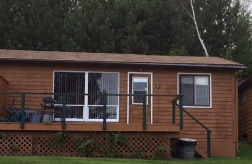 Kenora Cabin | Portage Lodge - Cabin #5 (4 people) - Kenora, Ontario, Canada