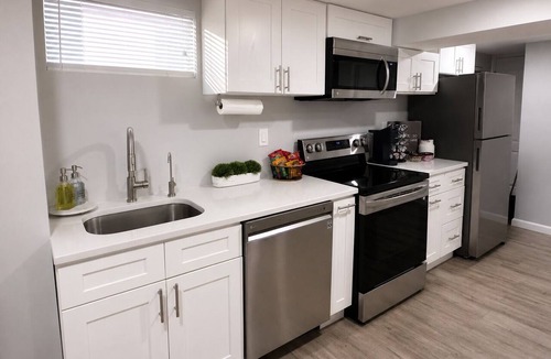 Elmont Apartment | Premium Studio Suite - 10 min. walk to UBS Arena & Belmont Park