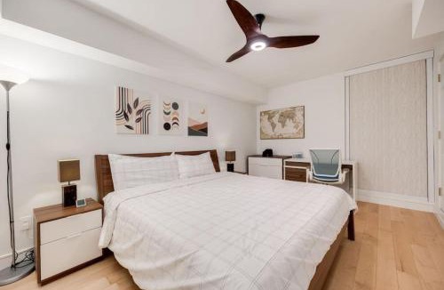 Garden District House | Prime Location 2BR with KingBed in Vibrant Toronto