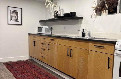 Bickford Park House | PRIME LOCATION City Suite in heart of Little Italy