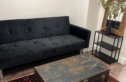 Bickford Park House | PRIME LOCATION City Suite in heart of Little Italy