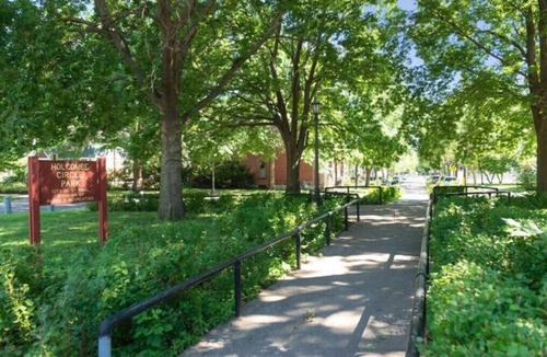 Summit - University House | PRIME Location! Sunny & Spacious - Private Oasisn